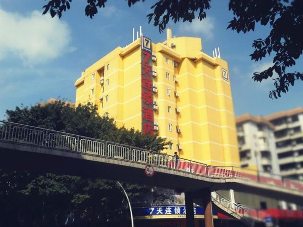 7Days Inn Zhongshan Li He Square Ngoại thất bức ảnh